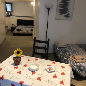  Casa vacanze San Damiano Italia